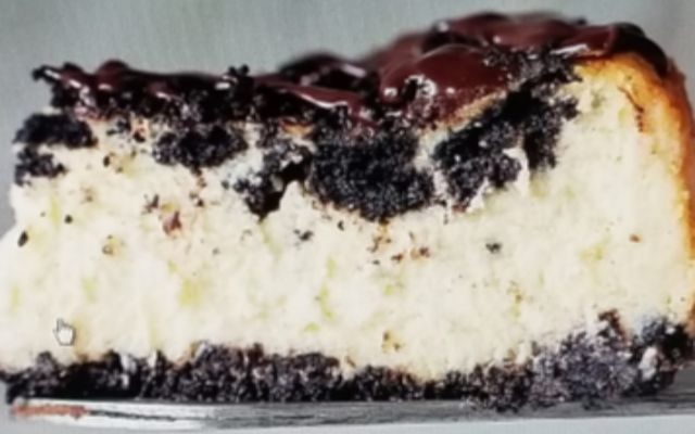 You Can Get A Free Slice Of Cheesecake From The Cheesecake Factory Just For Ordering Online